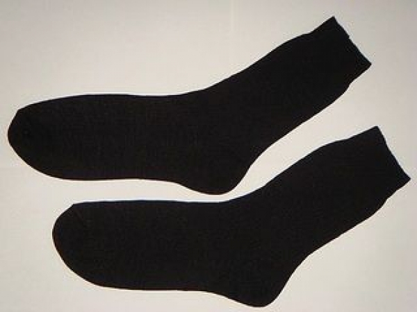 Як фірма-прокладка екс-директора «Богдану» Міноборони шкарпетки продає