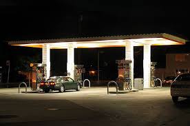 Видео камер наблюдения: как в Харькове было совершено вооруженное ограбление АЗС