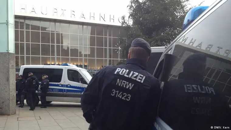 Количество заявлений о нападениях в Кельне возросло до 516 - полиция