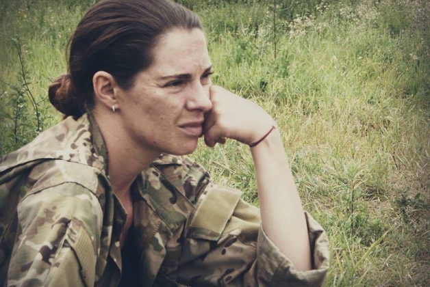 Адвокат Леонової: На допиті слідчі відмовились зняти з неї наручники