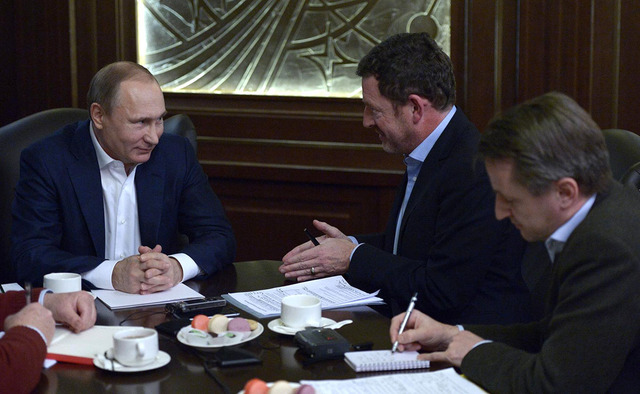 Брутальный "божок" Путин: как работает пропаганда в России