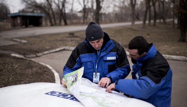 В ОБСЕ рассказали, как боевики уложили их лицом в снег