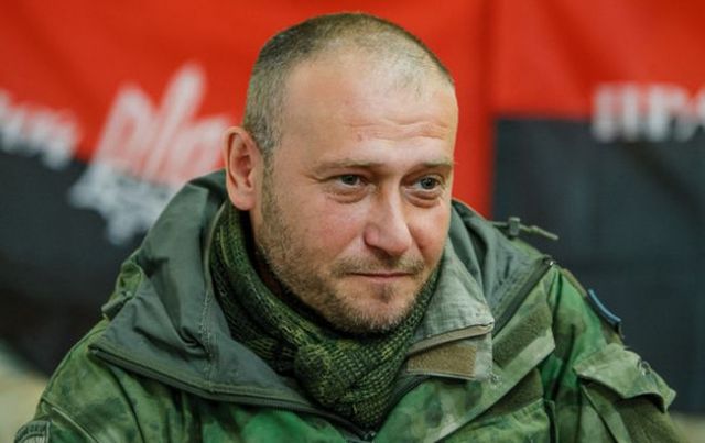 На Харківщині без Яроша розпався “Правий Сектор”, командира звільнили