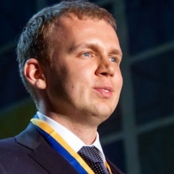 Суд арестовал акции Курченко в "Брокбизнесбанке" на 2 млрд грн