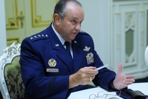 Військове командування НАТО заявляє про ескалацію на Донбасі