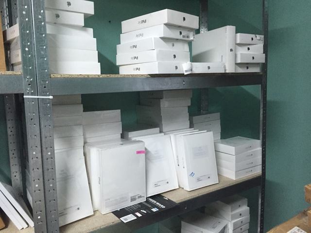 Налоговая обыскала киевский интернет-магазин и изъяла технику Apple на сумму 6,5 млн грн