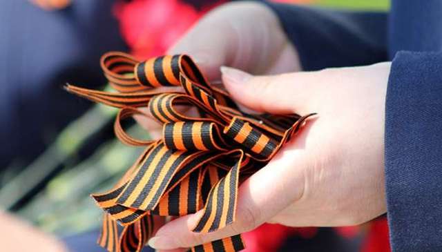 Литовские депутаты предложили объявить георгиевскую ленту нацистским символом