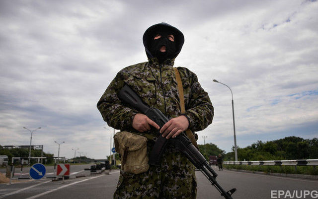 Похищения в Донецке: Вслед за ученым боевики задержали волонтера