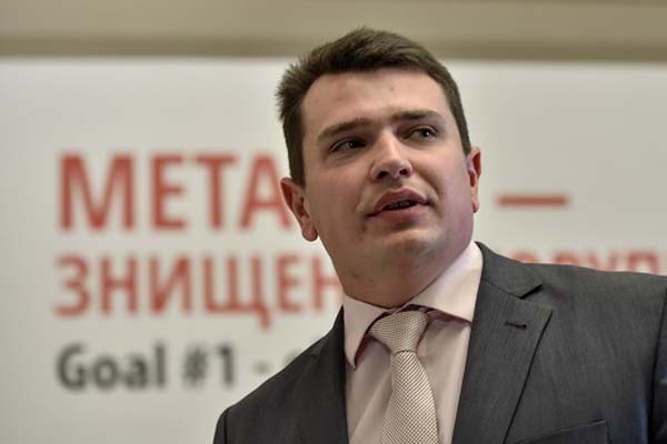 Артем Ситник: Використання чужої картки для голосування не є службовим підлогом