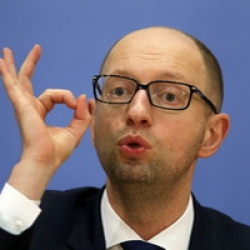 На гривню наваливается еще один девальвационный фактор