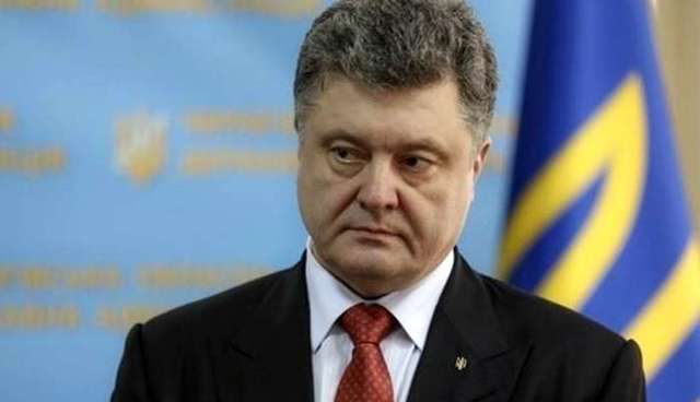 Порошенко заявил, что угроза открытой войны с РФ значительно выросла