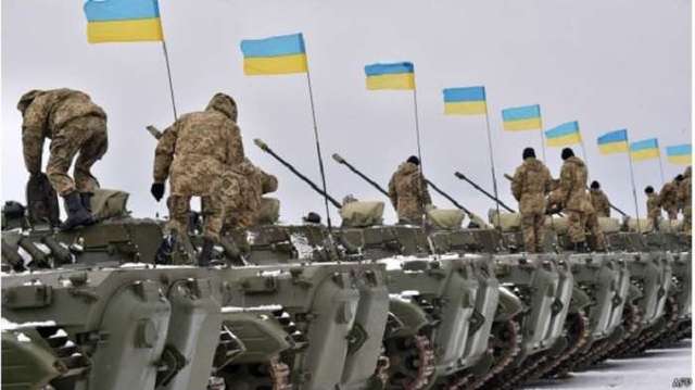 Доник: штабные управленцы люто ненавидят и жестоко «прессуют» боевых офицеров