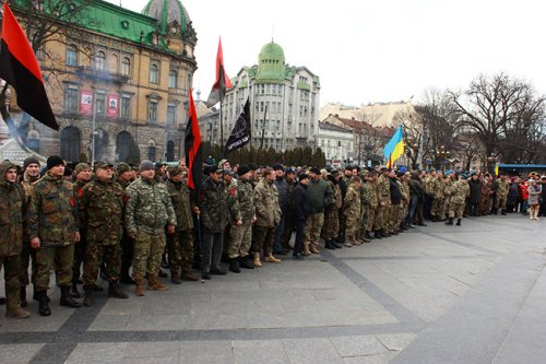 У Львові учасники АТО вимагали в президента припинити «політичні репресії»