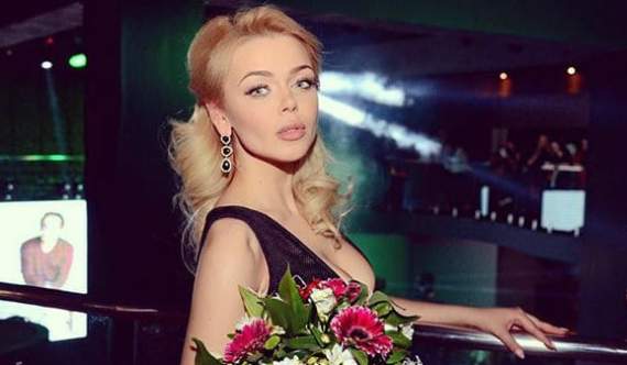 Ще одна українська співачка подалася на заробітки в Росію