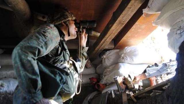 Бойцов на передовой не меняют уже два года, вероятно, есть серьезная причина – Гай