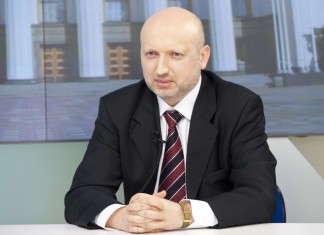 Турчинов вирішив повернутися у парламент