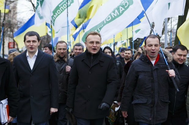 В Харькове состоялся митинг против коррупции и политических репрессий
