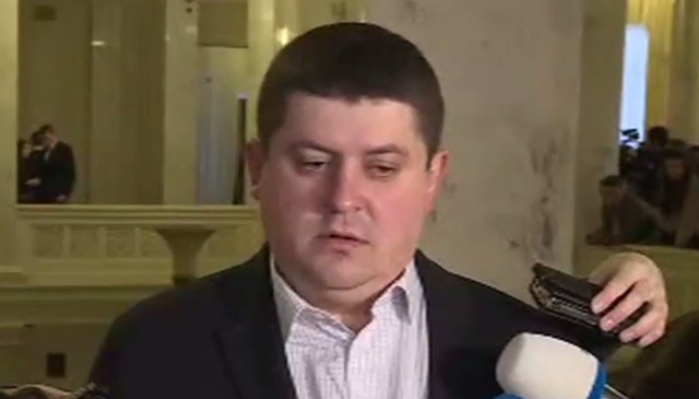 Бурбак: За внеочередными выборами в ВР последуют выборы президента