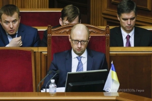 Нардепы собрали уже более 200 голосов за отставку Яценюка – источник