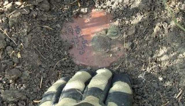 Боевики зачем-то массово взрывают себя на минных полях – бойцы АТО