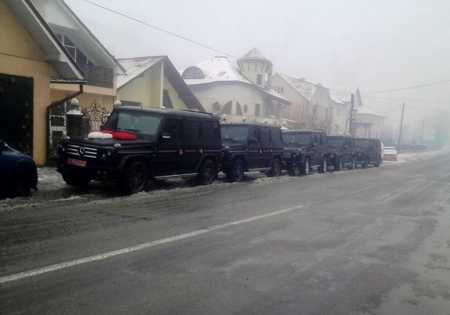      ... 5 Mercedes-Benz Gelandewagen