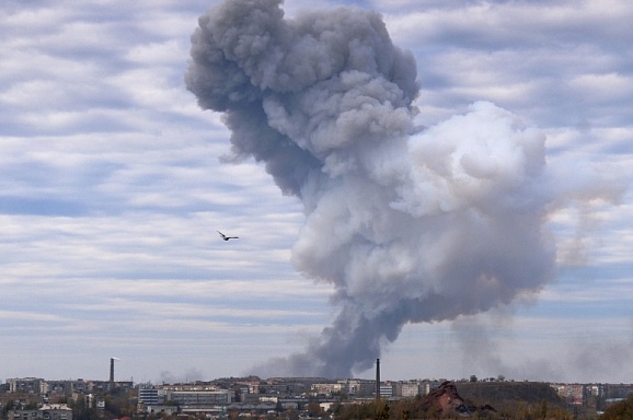 Ужасный взрыв прогремел снова в Донецке