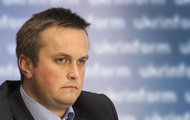 Суд взял под домашний арест задержанного на взятке сотрудника ГПУ