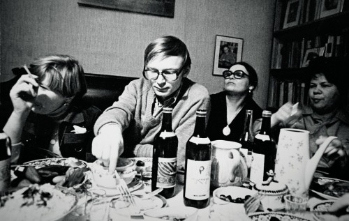 О чем говорят "под рюмочку" в оккупированном Донецке