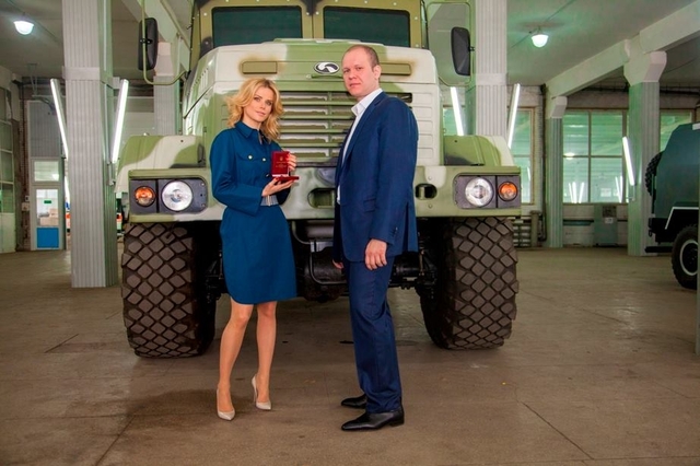 Депутаты Донец и Дзензерский из "Народного фронта" обвенчались