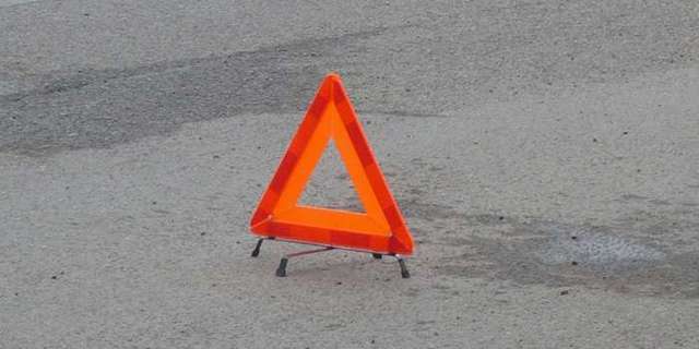 В Киеве BMW разбил три припаркованных автомобиля