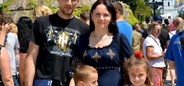 Дружина убитого ідеолога Азову: убивці на волі і можуть продовжити вбивати “неугодних”