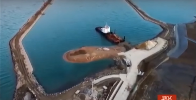 У русни на строительство моста в Крым денег нет