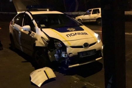 У Вінниці поліцейські розбили патрульну машину