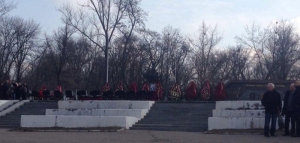 «Мы бессильны»: в Харькове Кернес расплакался на похоронах Димента