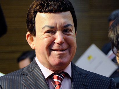 Кобзон наградил российских пилотов «орденами ДНР»