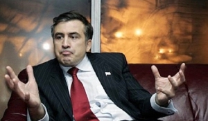 Яценюк живе в паралельному вимірі - Саакашвілі