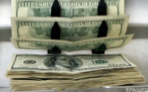 Кабмин ужесточил правила обмена валют в обменниках