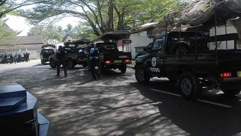 На пляже Кот-д’Ивуара террористы с криками "Аллах акбар" расстреляли туристов