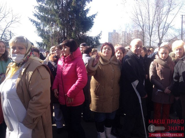 Захисники броварських медиків пообіцяли «знищувати» всіх незгодних