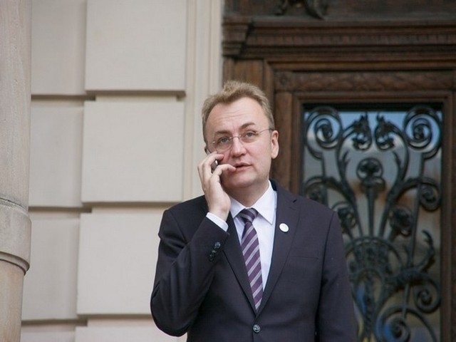 Садовий поклав на депозит 95 млн грн