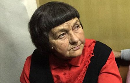 Мать Надежды Савченко заставила телеведущего перейти на украинский язык