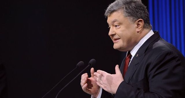 На Банковой и в МИД рассказали о визите Порошенко в США