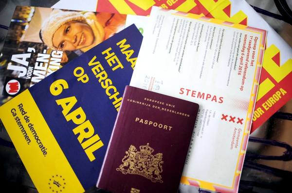 Принятию Украины в ЕС в Нидерландах показали большую фигу? Не совсем так