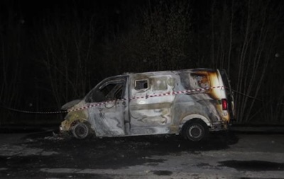 В Запорожской области обстреляли и подожгли инкассаторский автомобиль