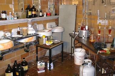 У Києві поліція вилучила психотропні засоби, що поставляються в зону бойових дій