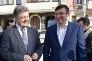 Ренат Кузьмин: «в 2009 году Порошенко обвинялся в вымогательстве $2 млрд.»