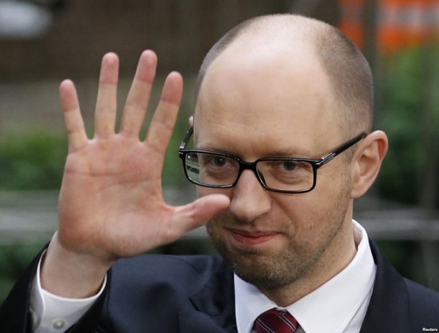 Яценюк — «отец руины». Инфляция, девальвация, обнищание украинцев