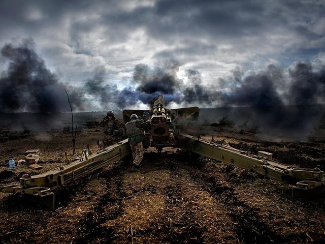 Повзучий наступ на Донбасі: Гібриди готуються тікати з Докучаєвська