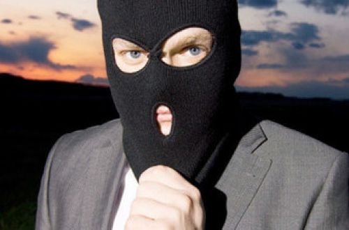 Украина стала сплошным криминальным фронтом