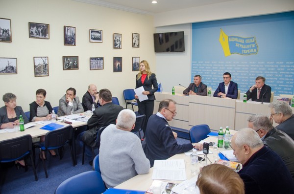 Пленум НСЖУ вимагає у Гройсмана ініціювати звільнення гендиректора НТКУ Зураба Аласанії